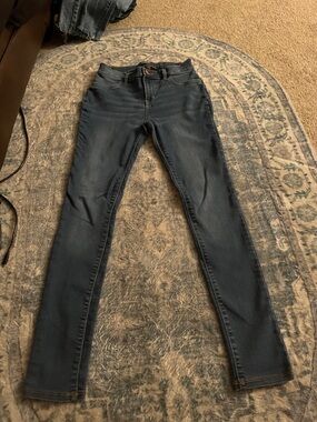 Old Navy Dark Wash Skinny Jeans - Women's